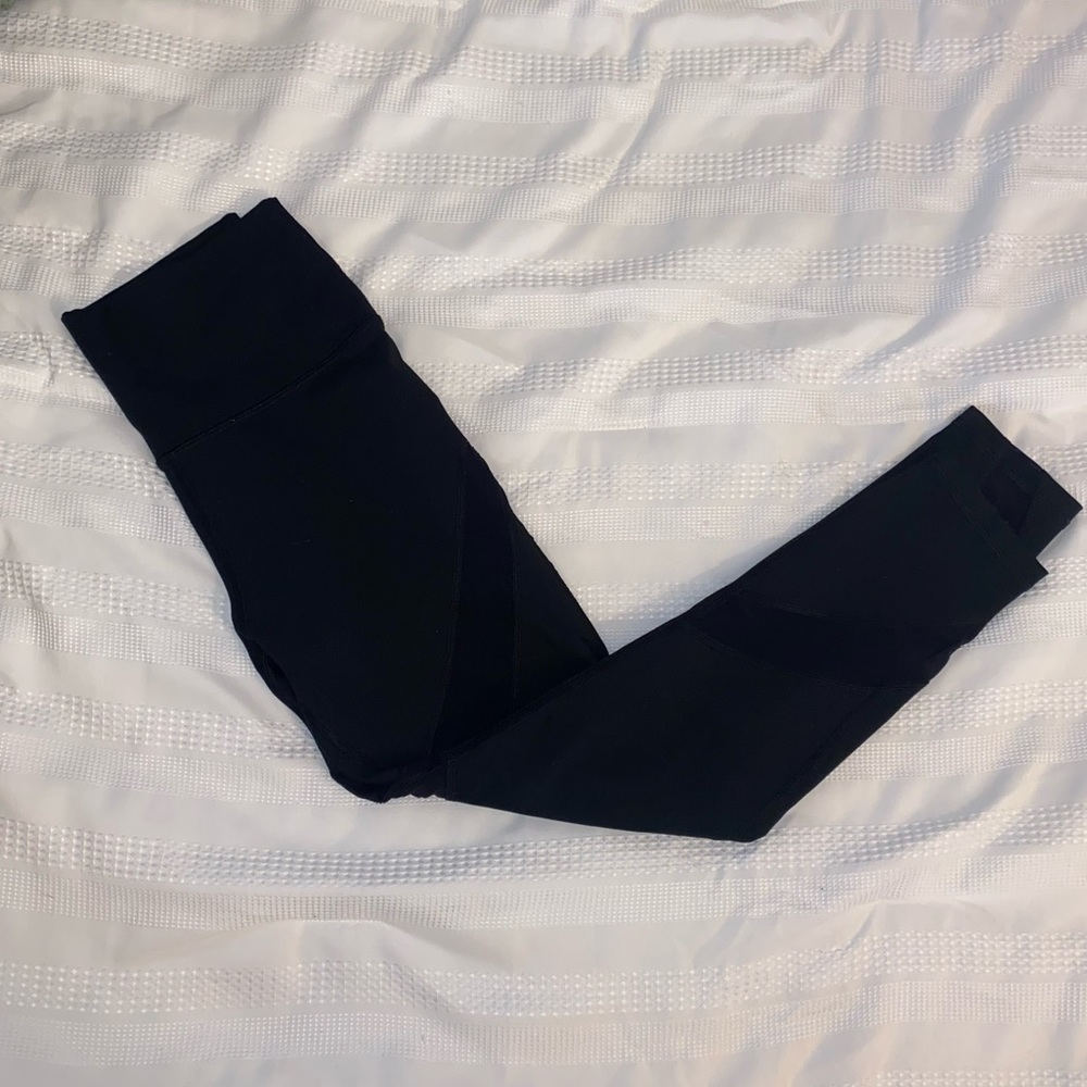 Aerie Leggings With Mesh cut-outs in thighs and ankles